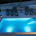 Vila Luxury Gina *