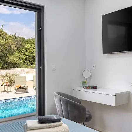 Luxury Gina Villa *