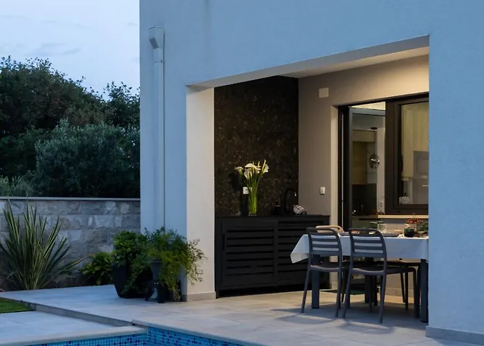 Villa Luxury Gina *