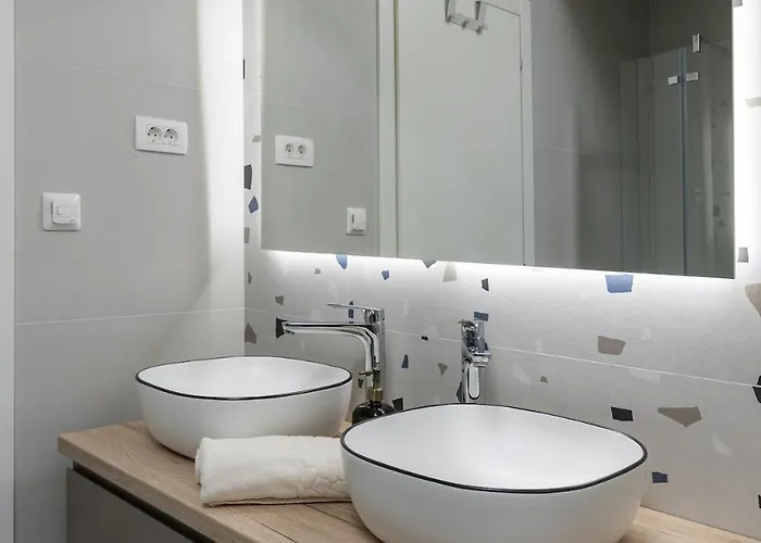 Luxury Gina 别墅 *