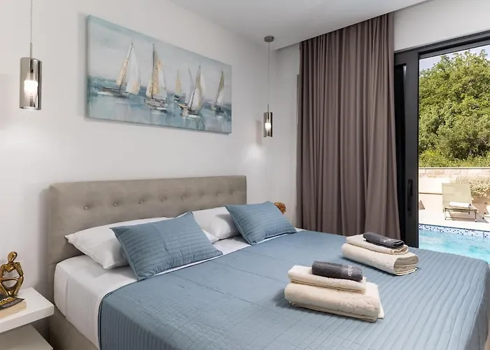 别墅 Luxury Gina *